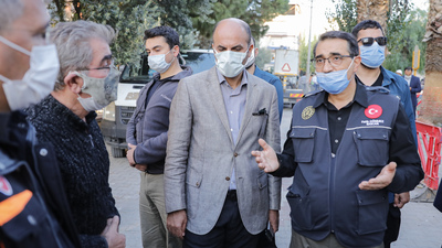 "Bayraklı'da elektriksiz şebeke kalmayacak"