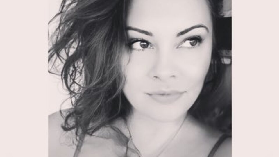 Hülya Balıkavlayan kimdir?