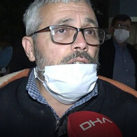 Umutla iki gündür enkazın başında bekliyor