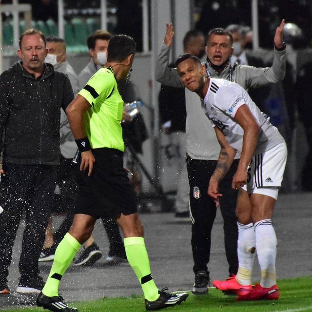 Beşiktaş, Josef'in cezasına itiraz etti