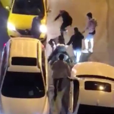 Yol verme kavgasında dehşet anları!