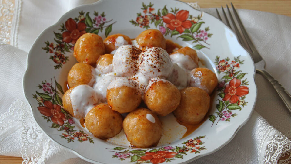 Bulgur Köftesi nasıl yapılır?