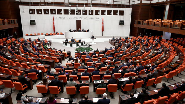"Esnek çalışma düzenlemesi geri çekilsin"