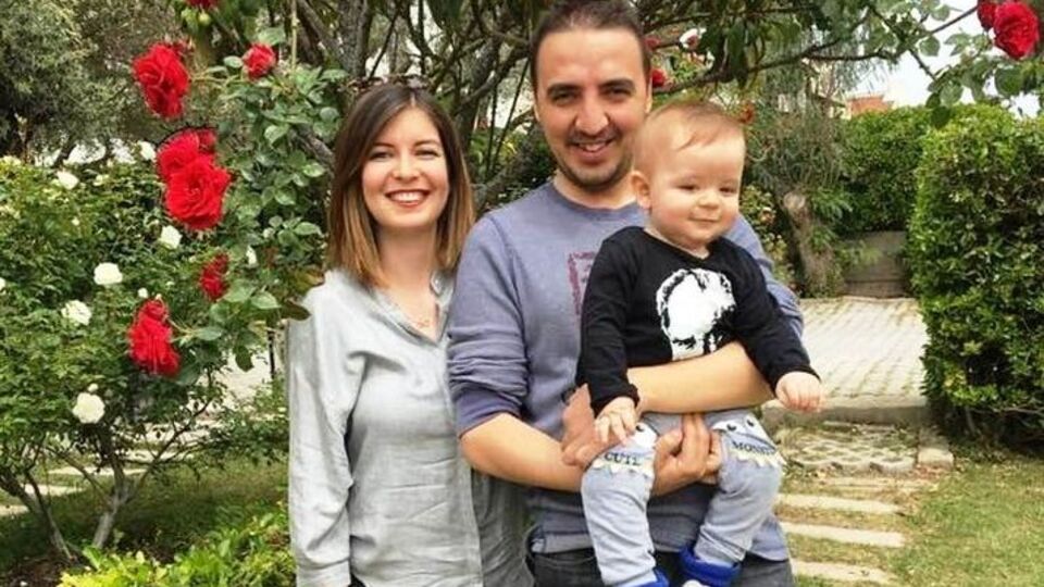 Anne, baba ve 2 yaşındaki Ateş! Yürek yakan veda!