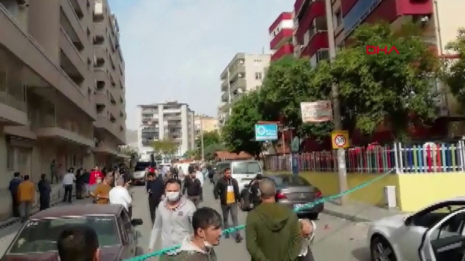 Deprem bölgesinde korkutan anlar!