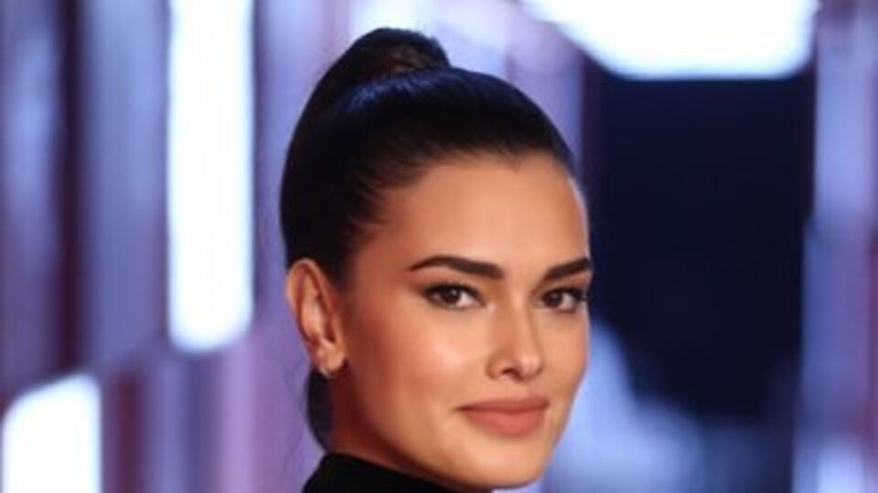 Saadet Özsırkıntı kimdir?