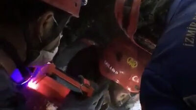 102 saat sonra can dostu kurtarıldı!