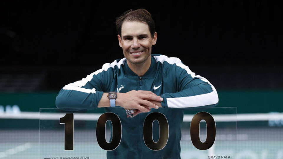 Nadal "1000'ler kulübü"ne girdi