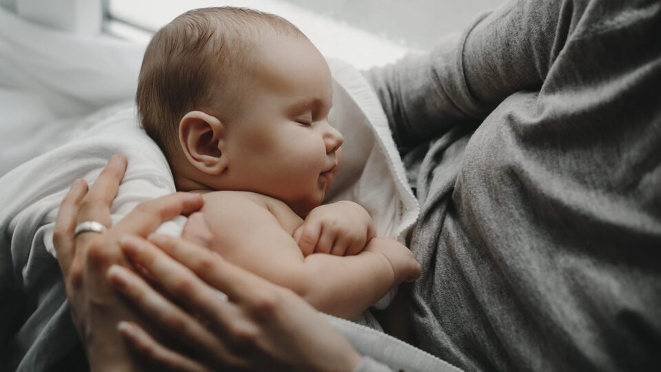 Bebeğinize şarkı söyleyin