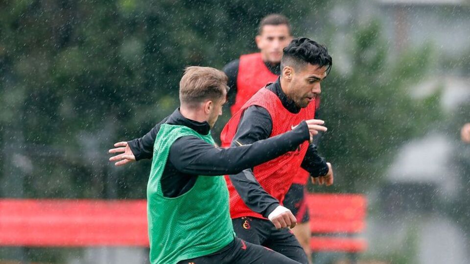 Galatasaray'da Falcao şoku!