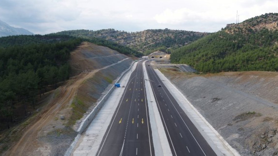 80 dakikalık yol, 39 dakikaya iniyor