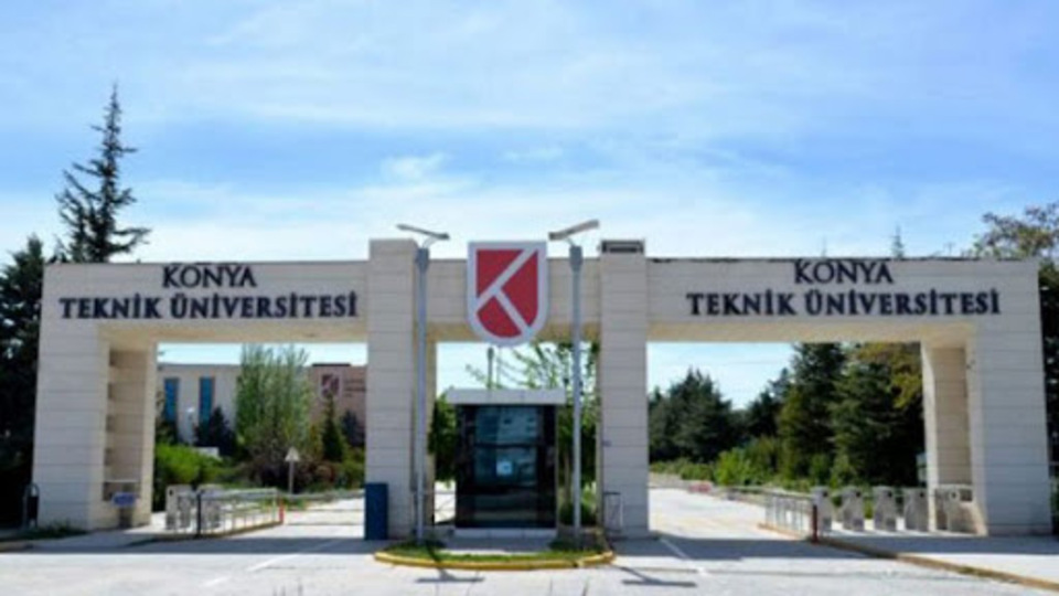 'Mahrem imam' öğretim görevlisi çıktı