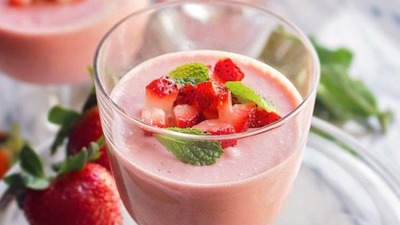 Diyet Çilekli Puding nasıl yapılır?