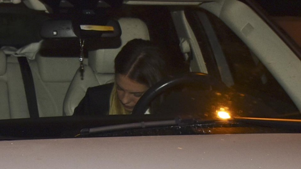 Eda'nın saklanma çabaları