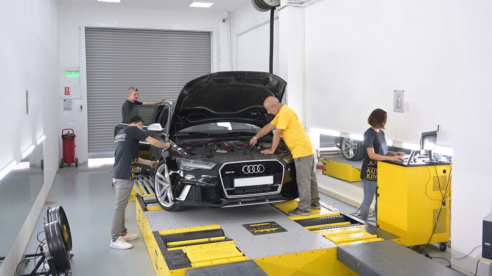 Yılda 900 bin araca expertiz yapacak