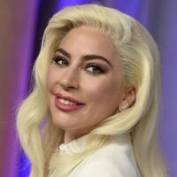 Lady Gaga, Joe Biden için ağladı