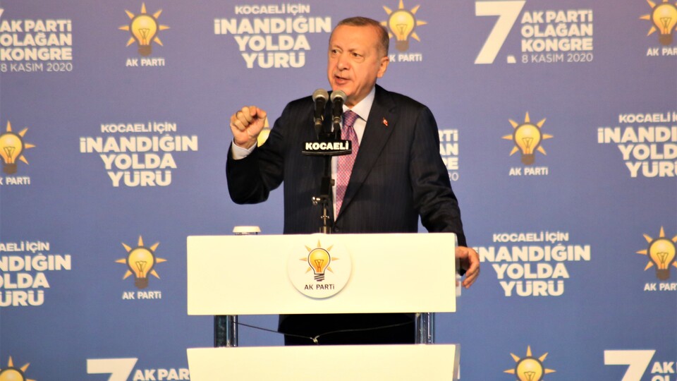 "Batılı ülkelerin refah düzeni çatırdamaktadır"