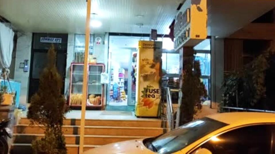 Manisa'da markete silahlı soygun