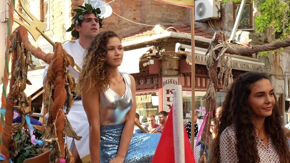 Babam filmi oyuncuları kimler?