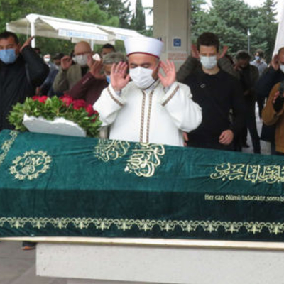 Usta oyuncu son yolculuğuna uğurlandı