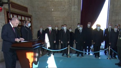 Atatürk için ilk tören!