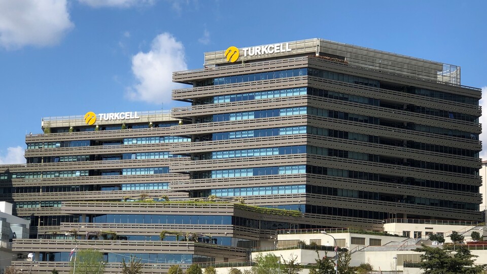 Turkcell hisselerini satıyor