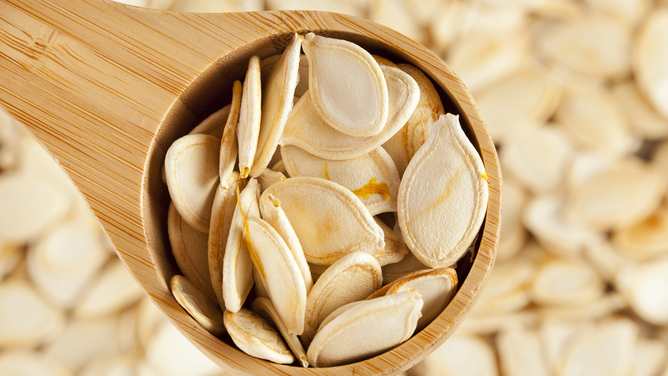 Yarım bardak kabak çekirdeği tüketirseniz...