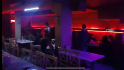 Tedbirleri hiçe sayan mekânlara polis baskını!