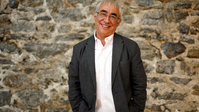 Şener Şen hastaneye kaldırıldı