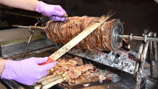 Cağ Kebabı nasıl yapılır? İşte tarifi!