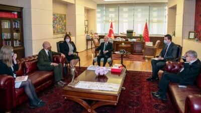 İngiltere büyükelçisini kabul etti