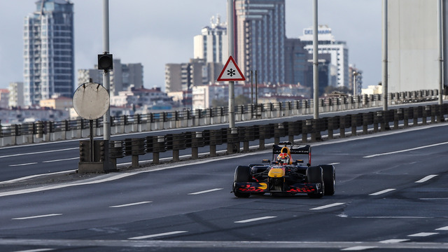 15 Temmuz Köprüsü'nde F1 rüzgarı