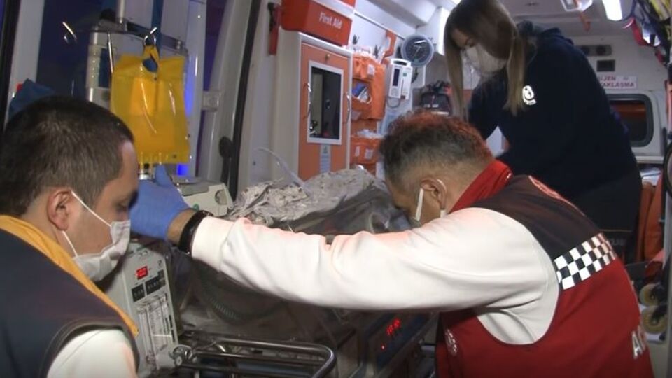 Siyam ikizleri Ankara'ya getirildi