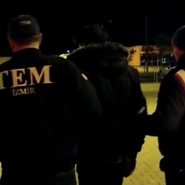 İzmir'de DEAŞ operasyonu! 5 gözaltı