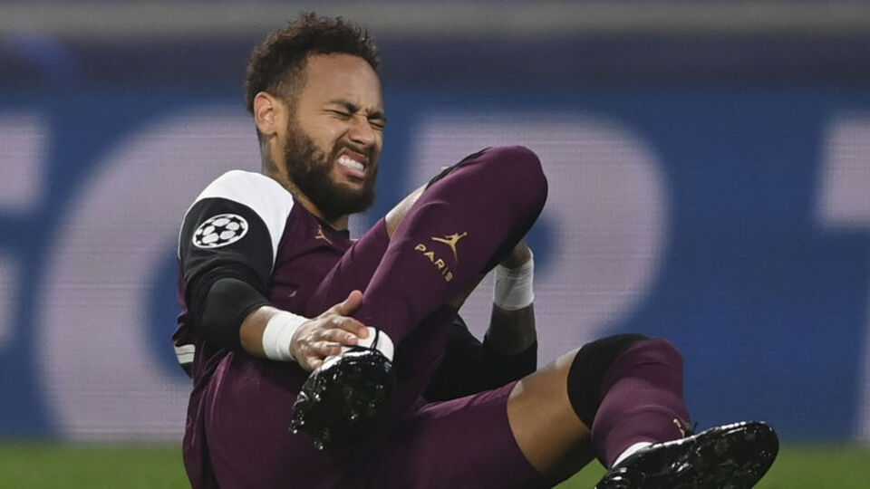 Neymar kadrodan çıkarıldı