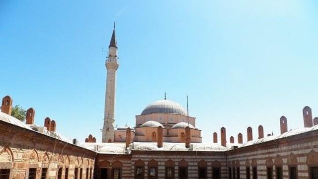 İzmir cuma saati kaçta?