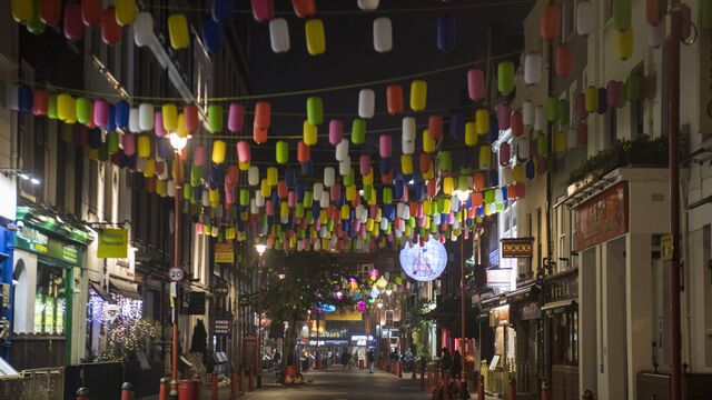 Avrupa'da yeniden karantina günleri...