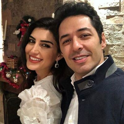 Ünlü çiftin mutlu günü