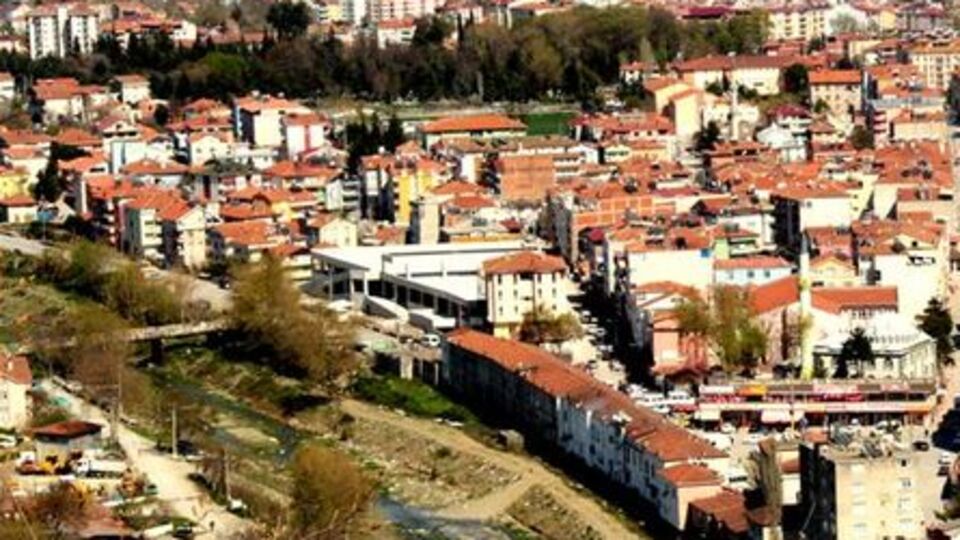 Kına yemeğinden 17 vaka çıktı