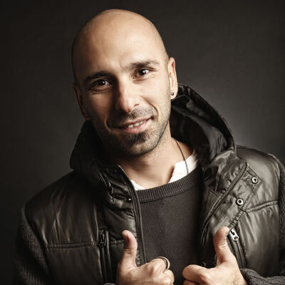 Ünlü müzisyen koronavirüse yakalandı