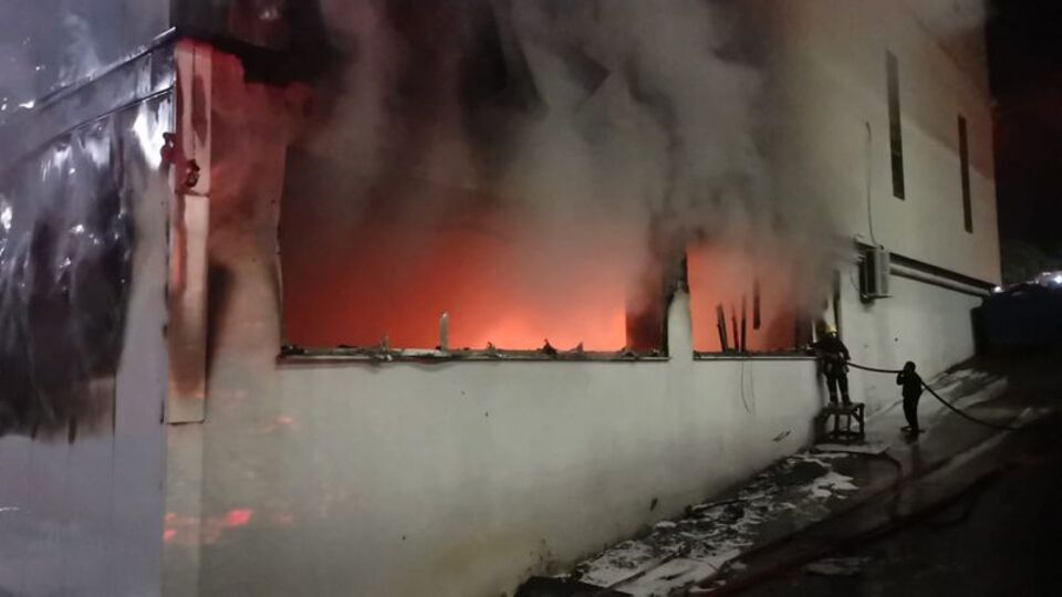 Silah fabrikasında yangın