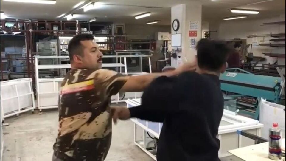 Beyin ameliyatı olan çocuğa korkunç şiddet!