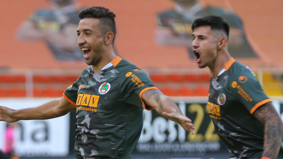 Davidson, performansıyla beğeni topluyor