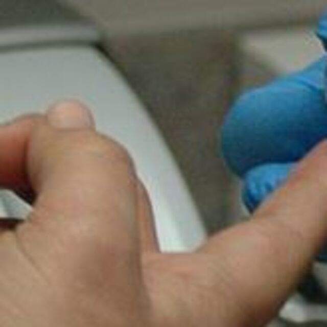 Diyabetli her 2 yetişkinden 1'i hastalığını bilmiyor