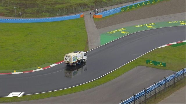Belediye aracı F1'in yıldızı oldu!