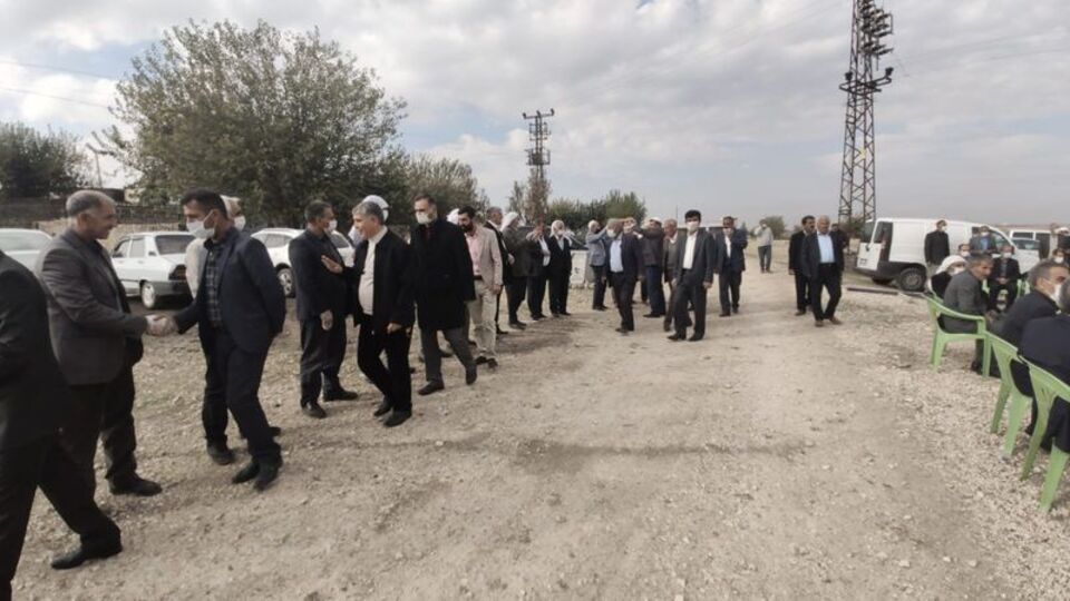 Husumetli iki aile törenle barıştı