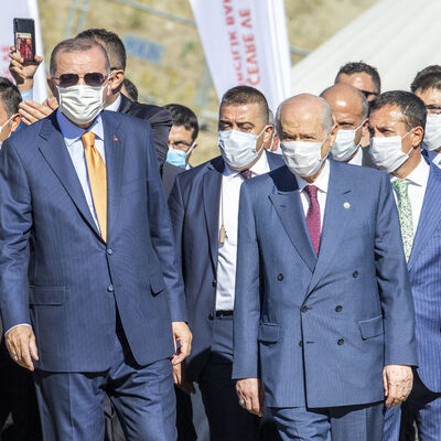 Cumhurbaşkanı Erdoğan ve MHP lideri Bahçeli KKTC'de