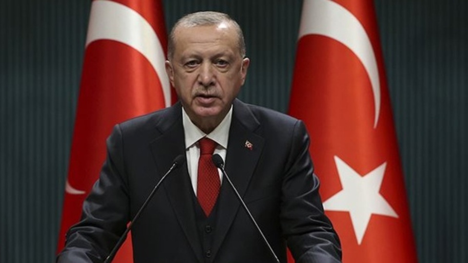 Cumhurbaşkanı Erdoğan'dan Vaniköy Camii paylaşımı