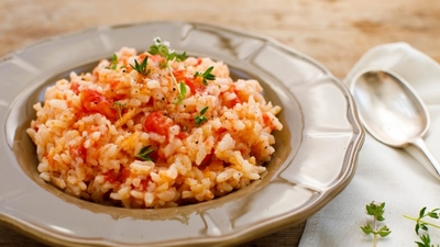 Domatesli pilav tarifi ve hazırlanışı