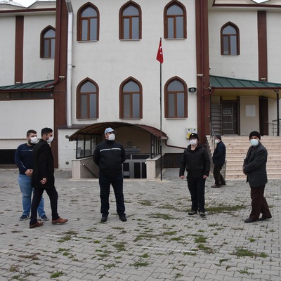 Camide bir garip olay!